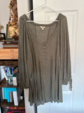 Terra & Sky Ribbed Knit Pullover in Olive Green